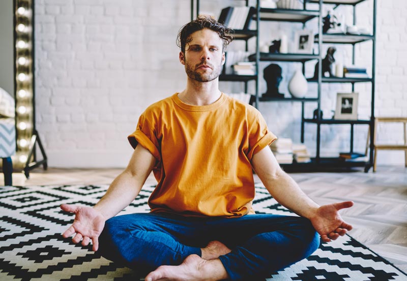 La méditation aide à contrôler l'éjaculation.